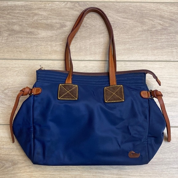 Dooney & Bourke Nylon Zipper‎ Tote - Picture 1 of 16